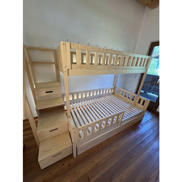 Etagenbett mit Treppe Tirol aus hochwertigem Massivholz für modernes Kinderzimmer